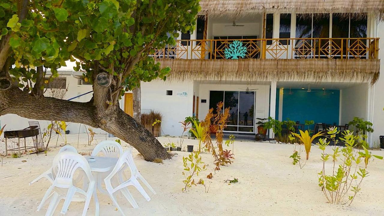 Seven Corals Hotel Maafushi Exterior foto